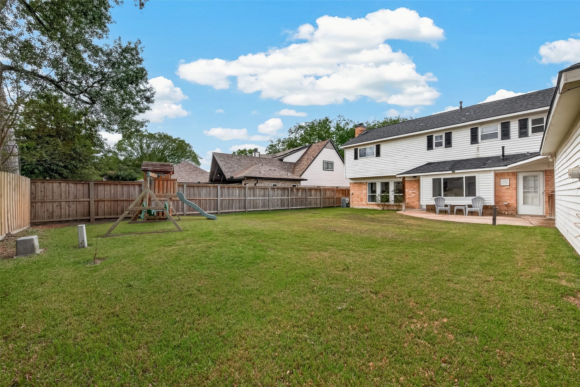 19614 Hurst Wood Drive, Humble, TX 77346
