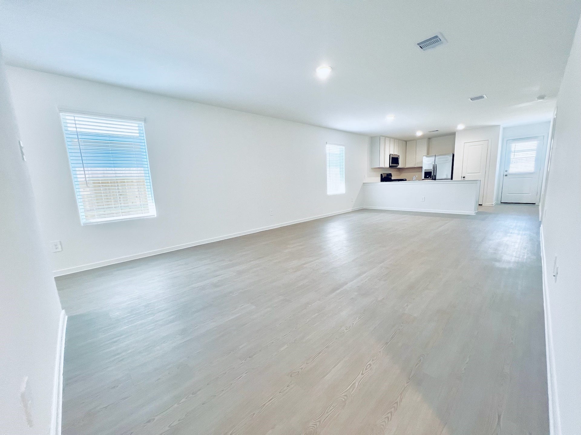 3011 Mallorca Drive, Conroe, TX 77301 Family Room