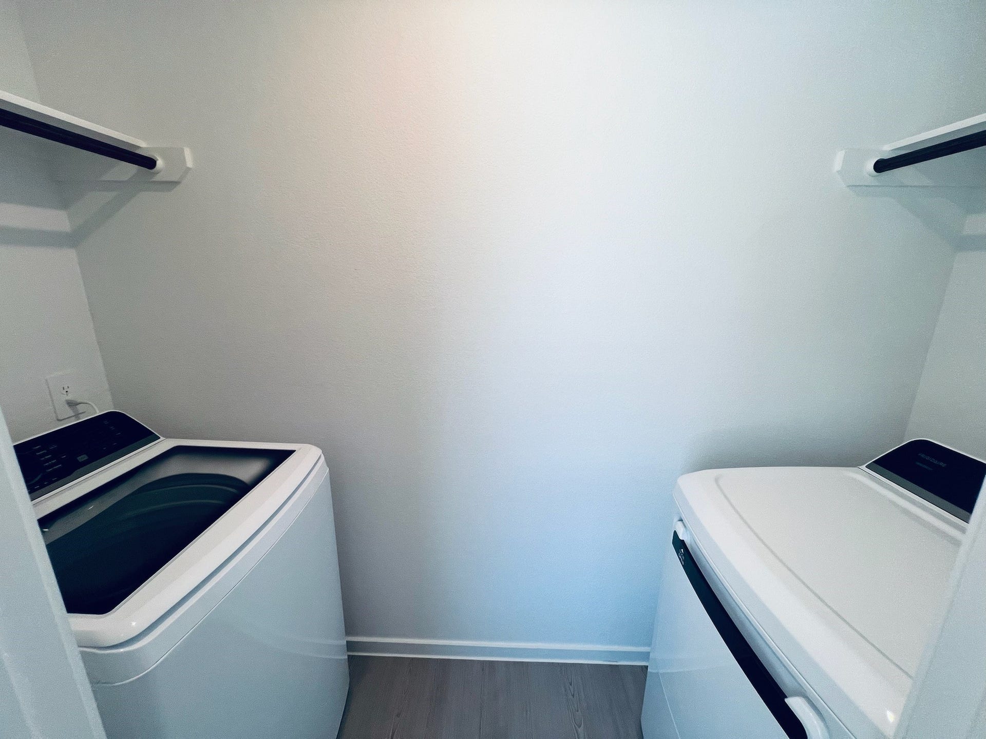 3011 Mallorca Drive, Conroe, TX 77301 Washer and Dryer Included