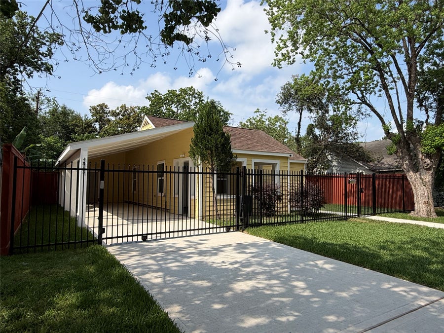 Property photo for 4843 Culmore Drive, Houston, TX