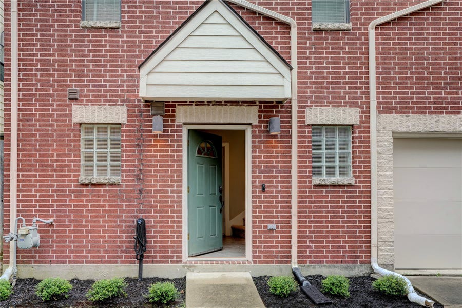 Property photo for 5911 Petty Street, Houston, TX