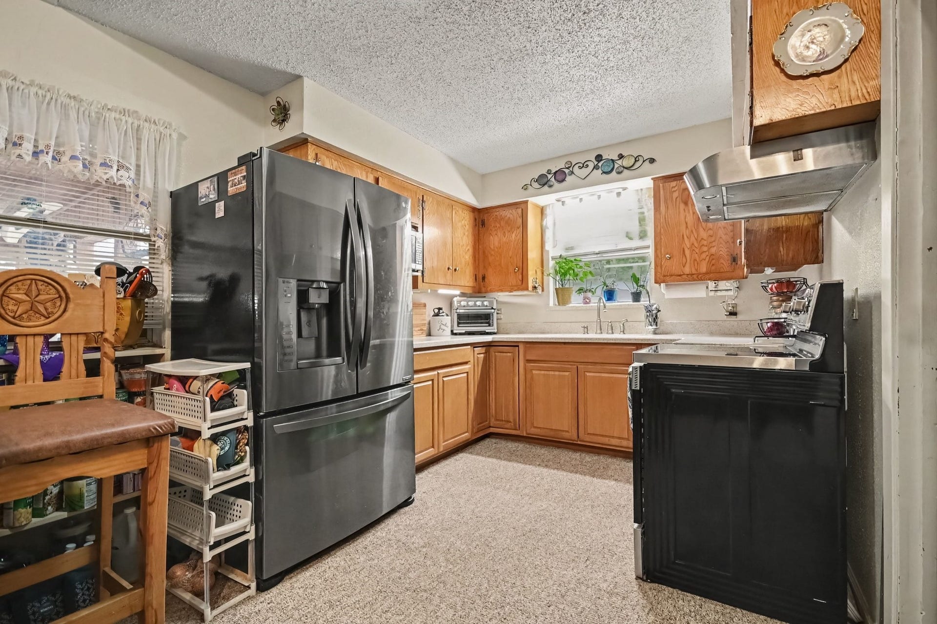 5526 Avenue F, Santa Fe, TX 77510 Kitchen