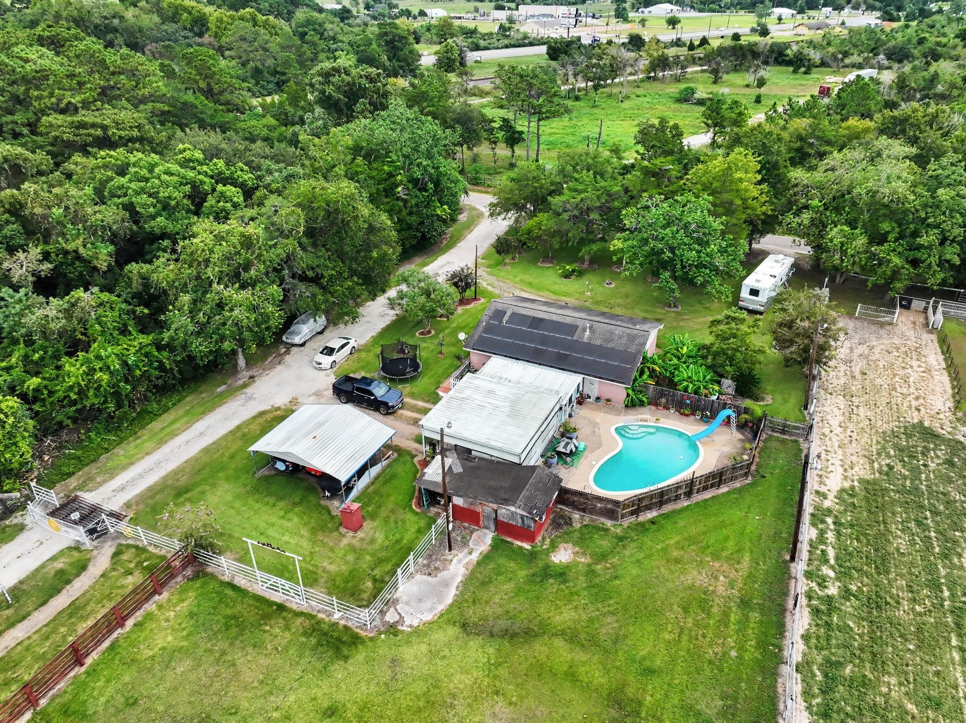 5526 Avenue F, Santa Fe, TX 77510 5526 Avenue F, Santa Fe, TX 77510
