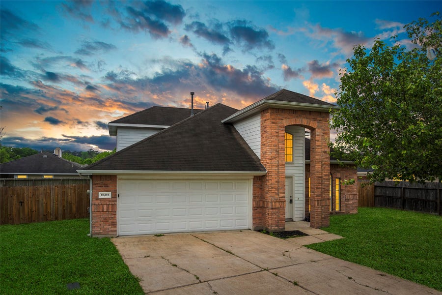 Property photo for 18401 Sunrise Oaks Court, Montgomery, TX