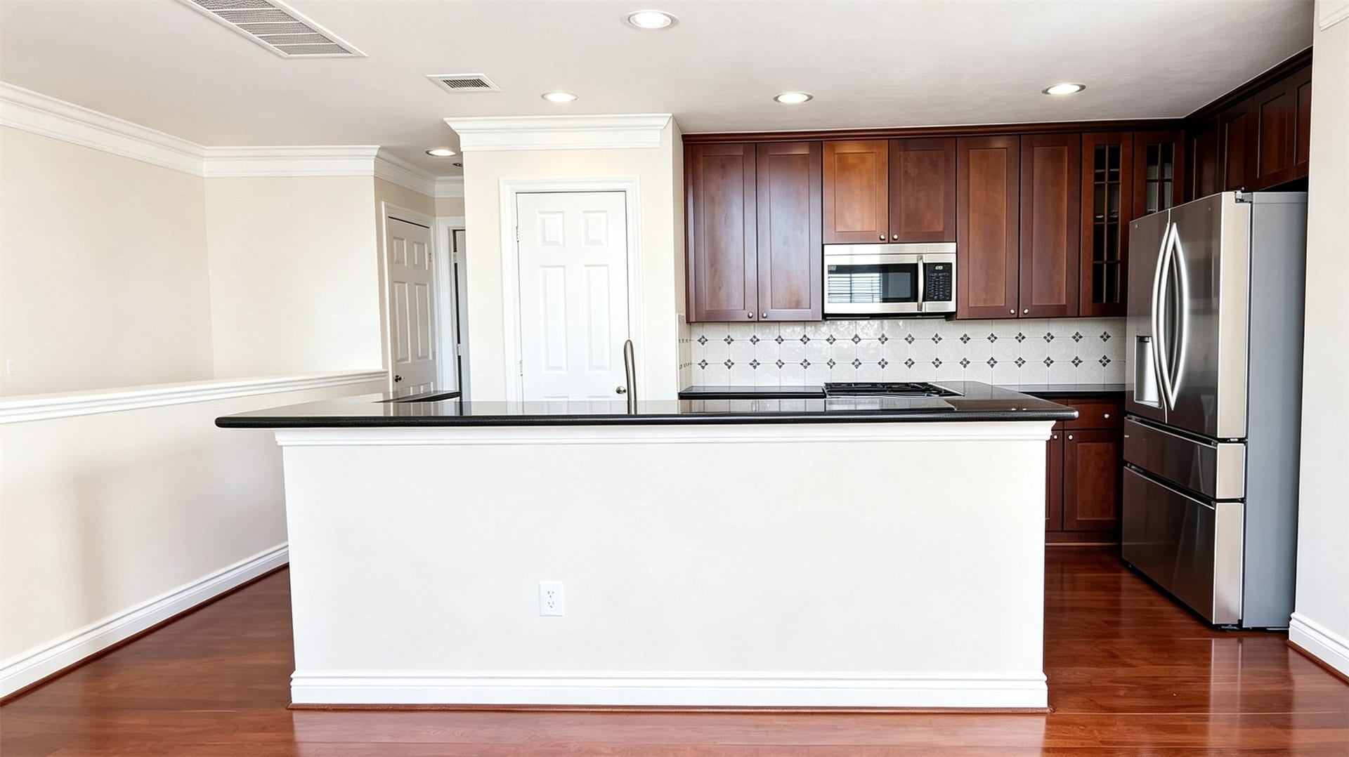 3411 Clearview Circle, Houston, TX 77025 3411 Clearview Circle, Houston, TX 77025