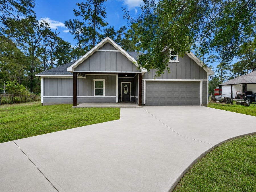Property photo for 18182 William Lane, Conroe, TX
