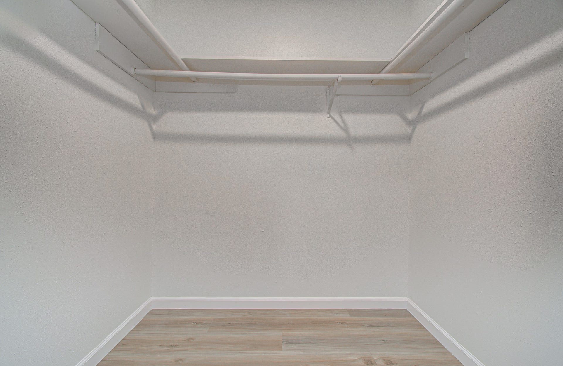 Primary Bed Walk-in Closet