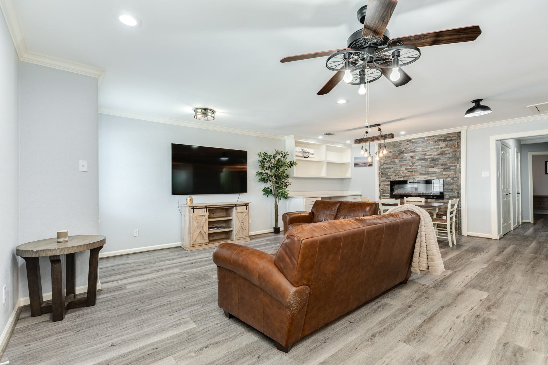 5507 Menard Avenue, Galveston, TX 77551 5507 Menard Avenue, Galveston, TX 77551