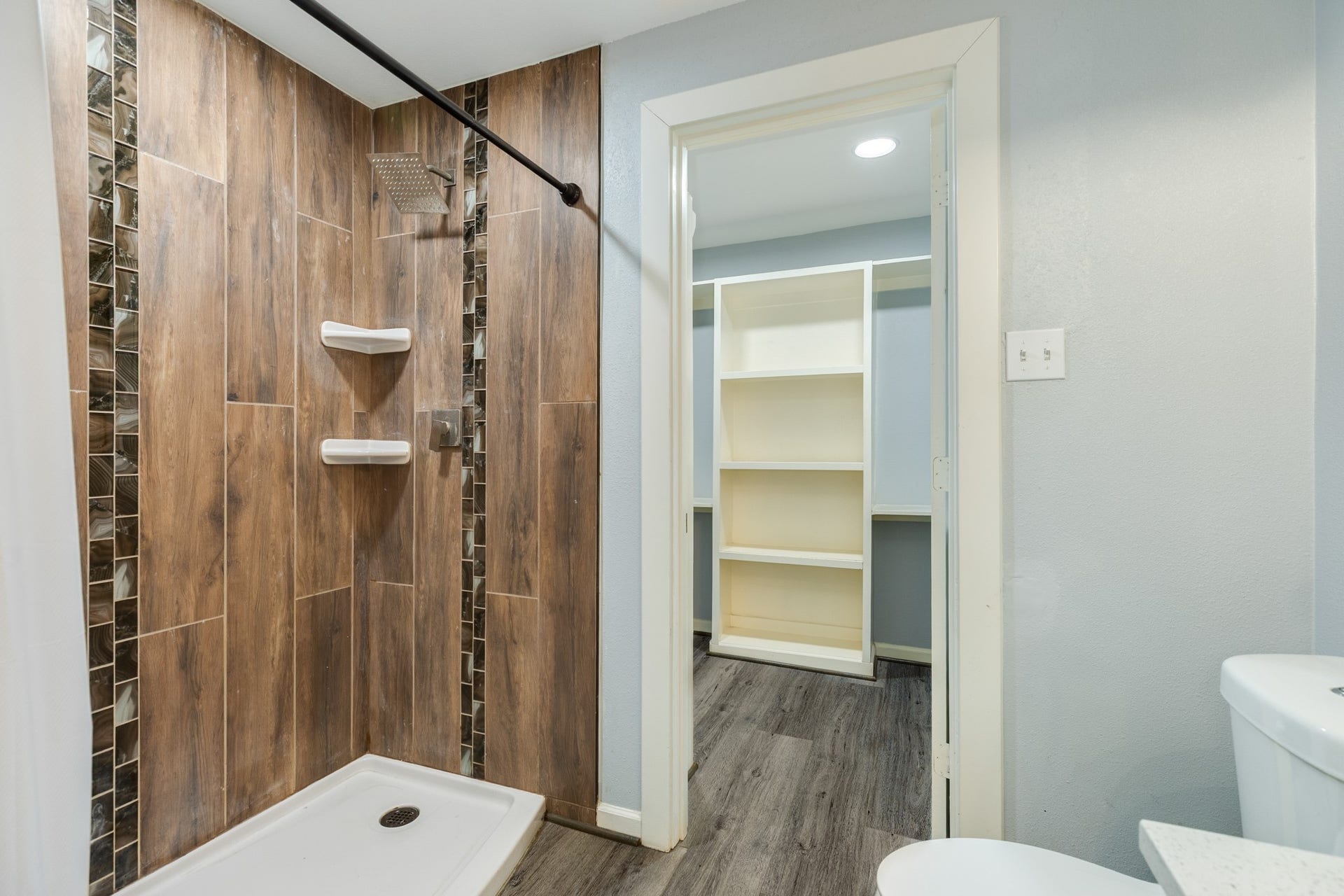 5507 Menard Avenue, Galveston, TX 77551 5507 Menard Avenue, Galveston, TX 77551