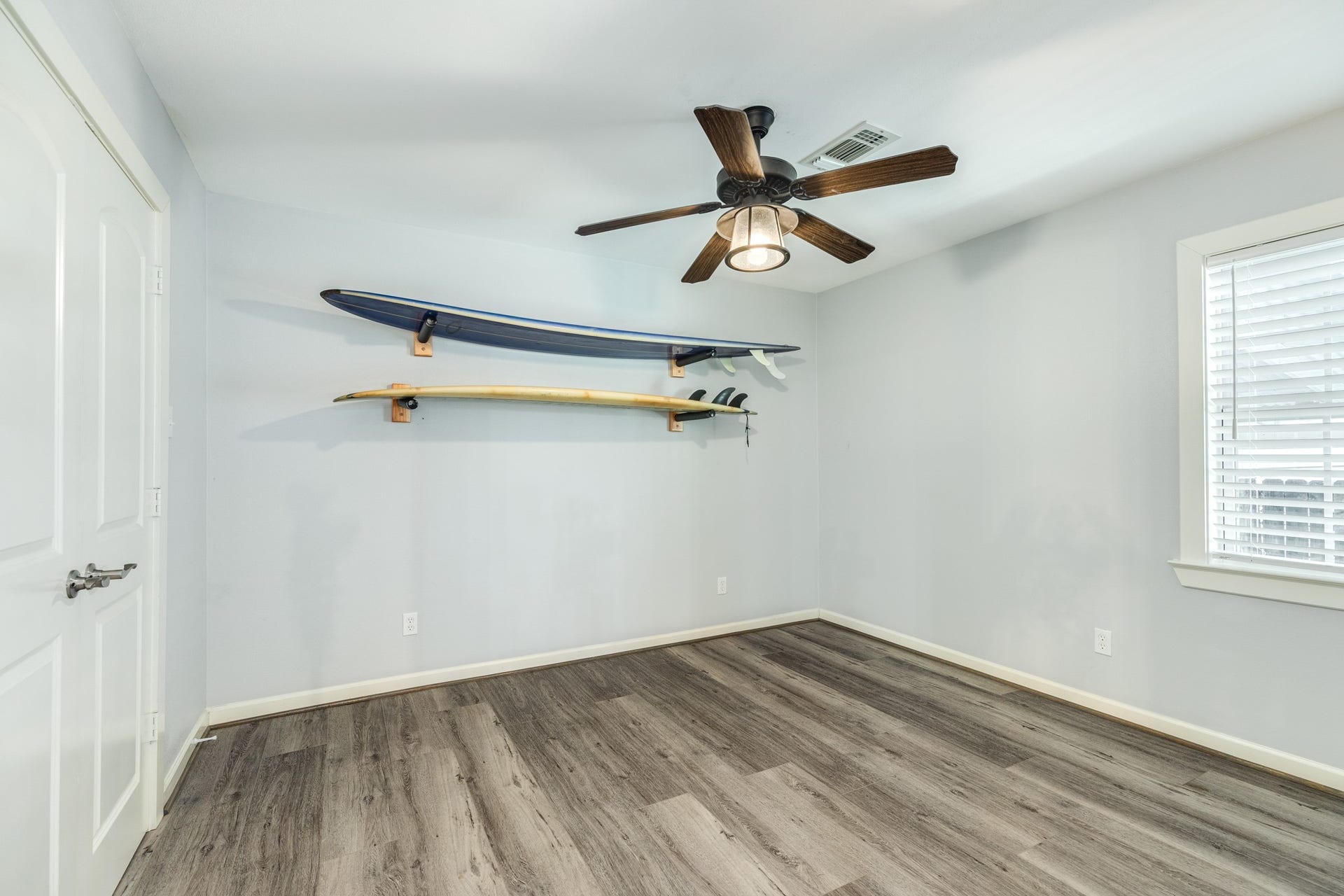 5507 Menard Avenue, Galveston, TX 77551 5507 Menard Avenue, Galveston, TX 77551