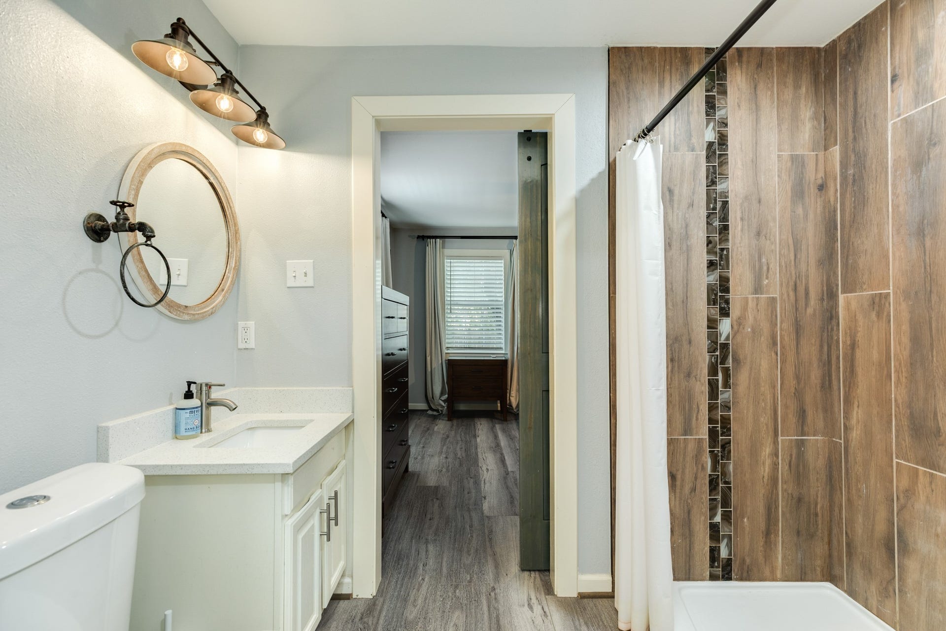 5507 Menard Avenue, Galveston, TX 77551 5507 Menard Avenue, Galveston, TX 77551