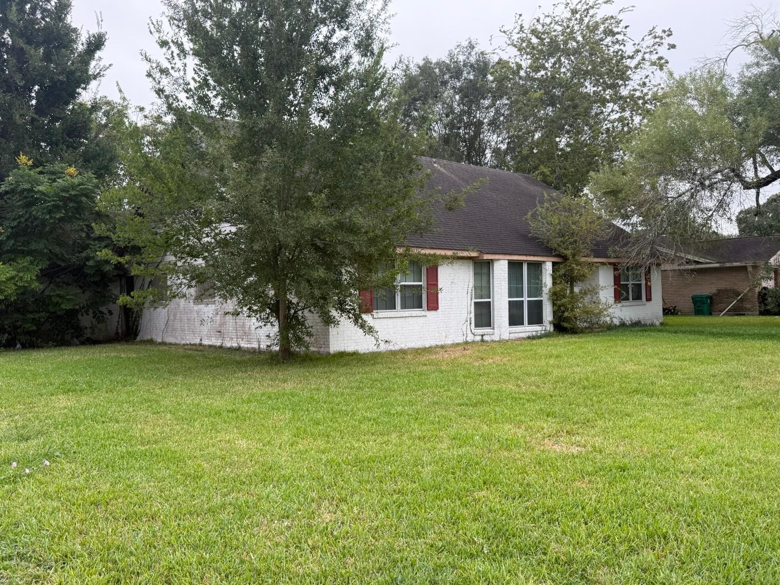 9303 Braes Bayou Drive, Houston, TX 77074 9303 Braes Bayou Drive, Houston, TX 77074