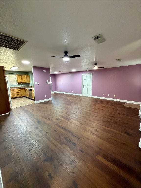 6421 S Ridgecrest Drive, Hitchcock, TX 77563 6421 S Ridgecrest Drive, Hitchcock, TX 77563