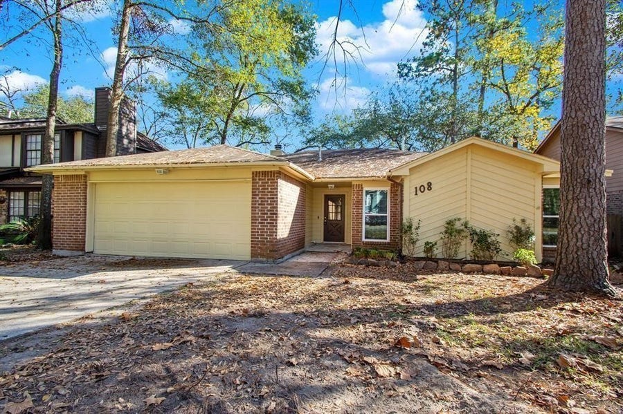 Property photo for 108 N Deerfoot Circle, The Woodlands, TX
