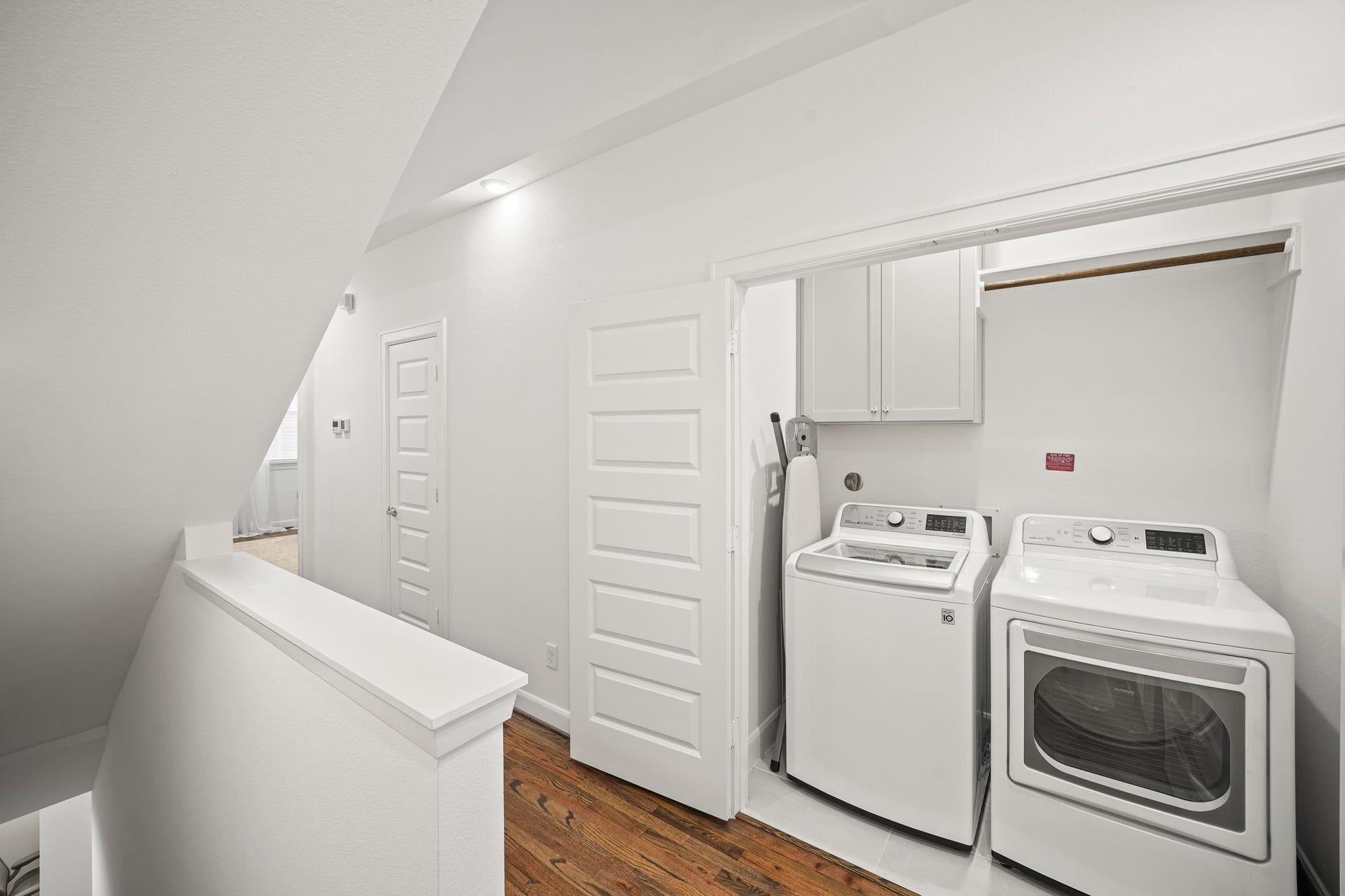 2709 Clinton Drive, Houston, TX 77020 French doors that open to laundry room: brand new washer and dryer included