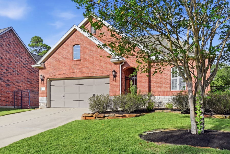 Property photo for 7 Sleeping Colt Place, Spring, TX
