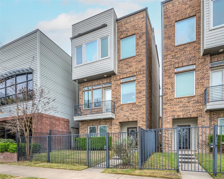 Property photo for 1907 Houston Avenue, Houston, TX