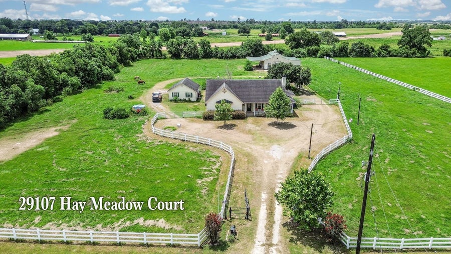 Property photo for 29107 Hay Meadow Court, Waller, TX