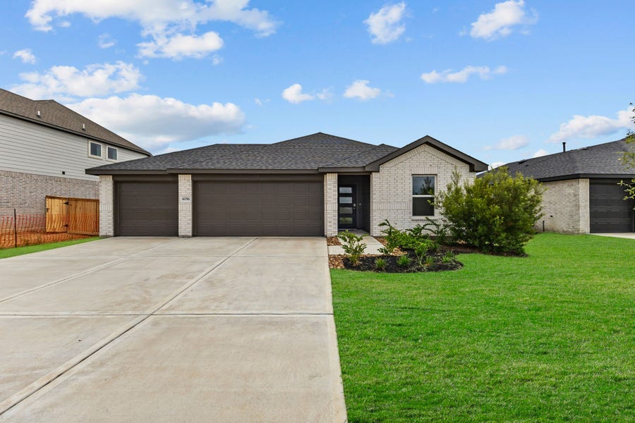 Property photo for 4056 Sun Burst Lane, Brookshire, TX