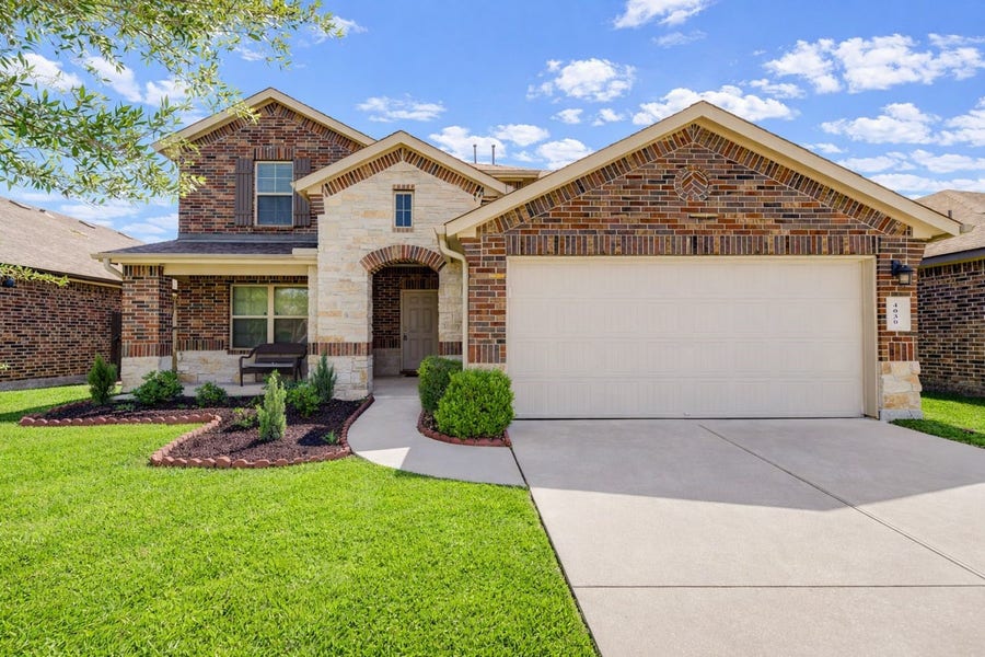 Property photo for 4030 Greylag Court, Baytown, TX