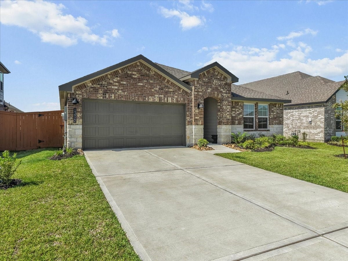 13922 Bay Crest, Texas City, TX 77539 13922 Bay Crest, Texas City, TX 77539