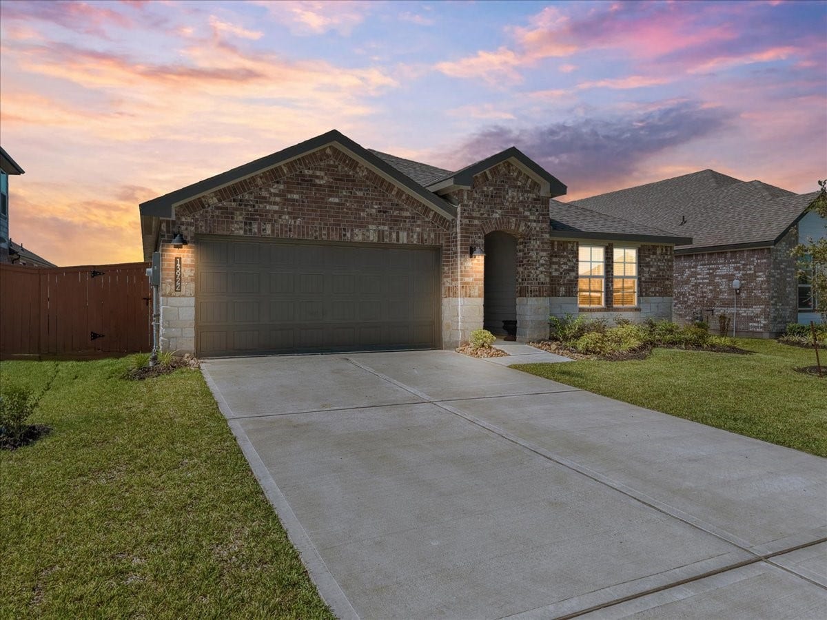 13922 Bay Crest, Texas City, TX 77539 13922 Bay Crest, Texas City, TX 77539