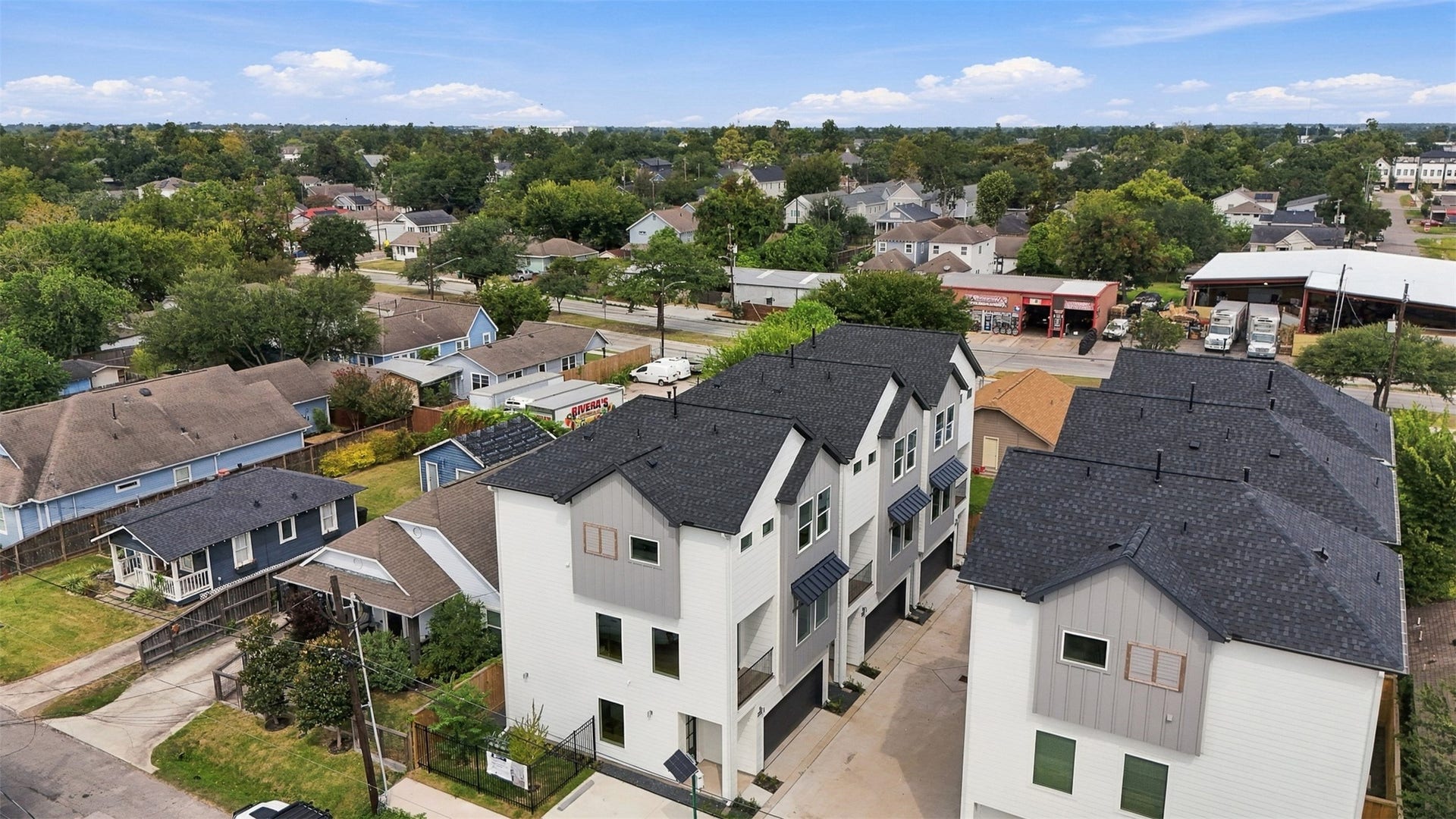 904 Kern Street, #B, Houston, TX 77009