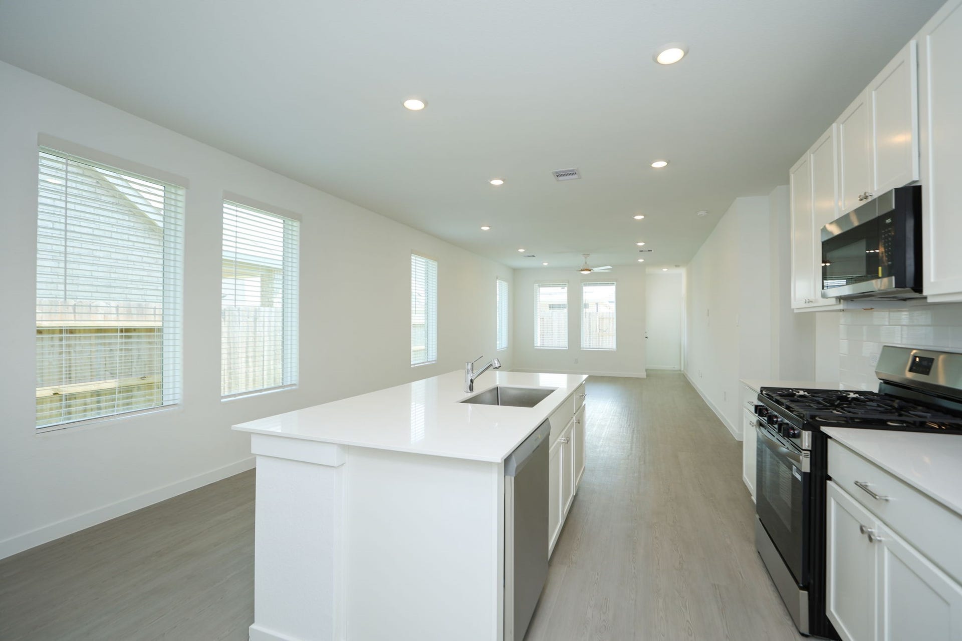 29039 Bison Haven Drive, Hockley, TX 77447 Looking into the main family room