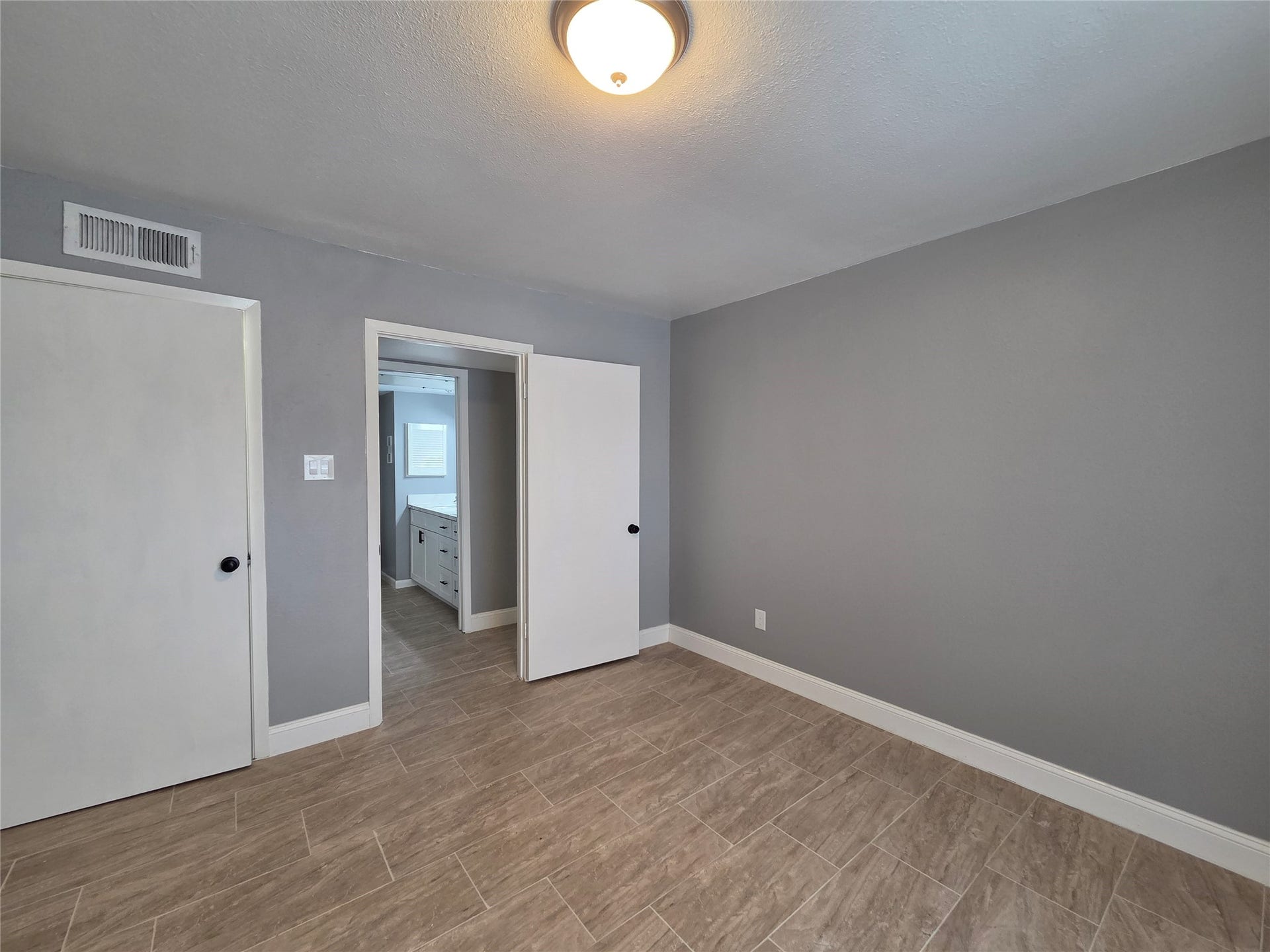 8421 Hearth Drive, #31, Houston, TX 77054