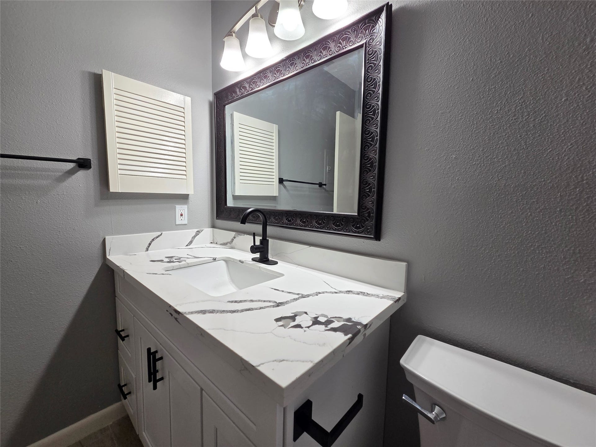 8421 Hearth Drive, #31, Houston, TX 77054
