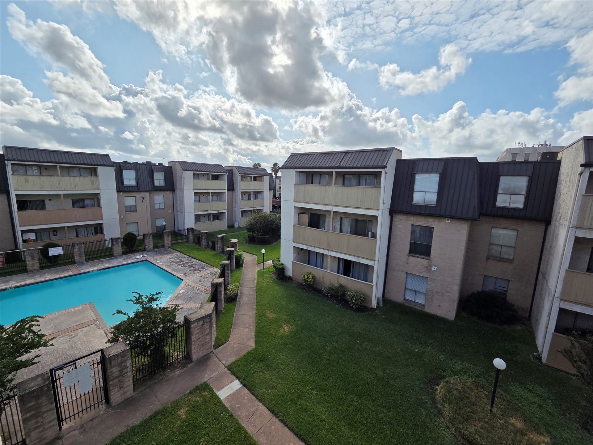 8421 Hearth Drive, #31, Houston, TX 77054