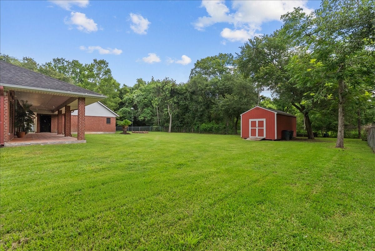 9700 Jay Road, Hitchcock, TX 77563 9700 Jay Road, Hitchcock, TX 77563