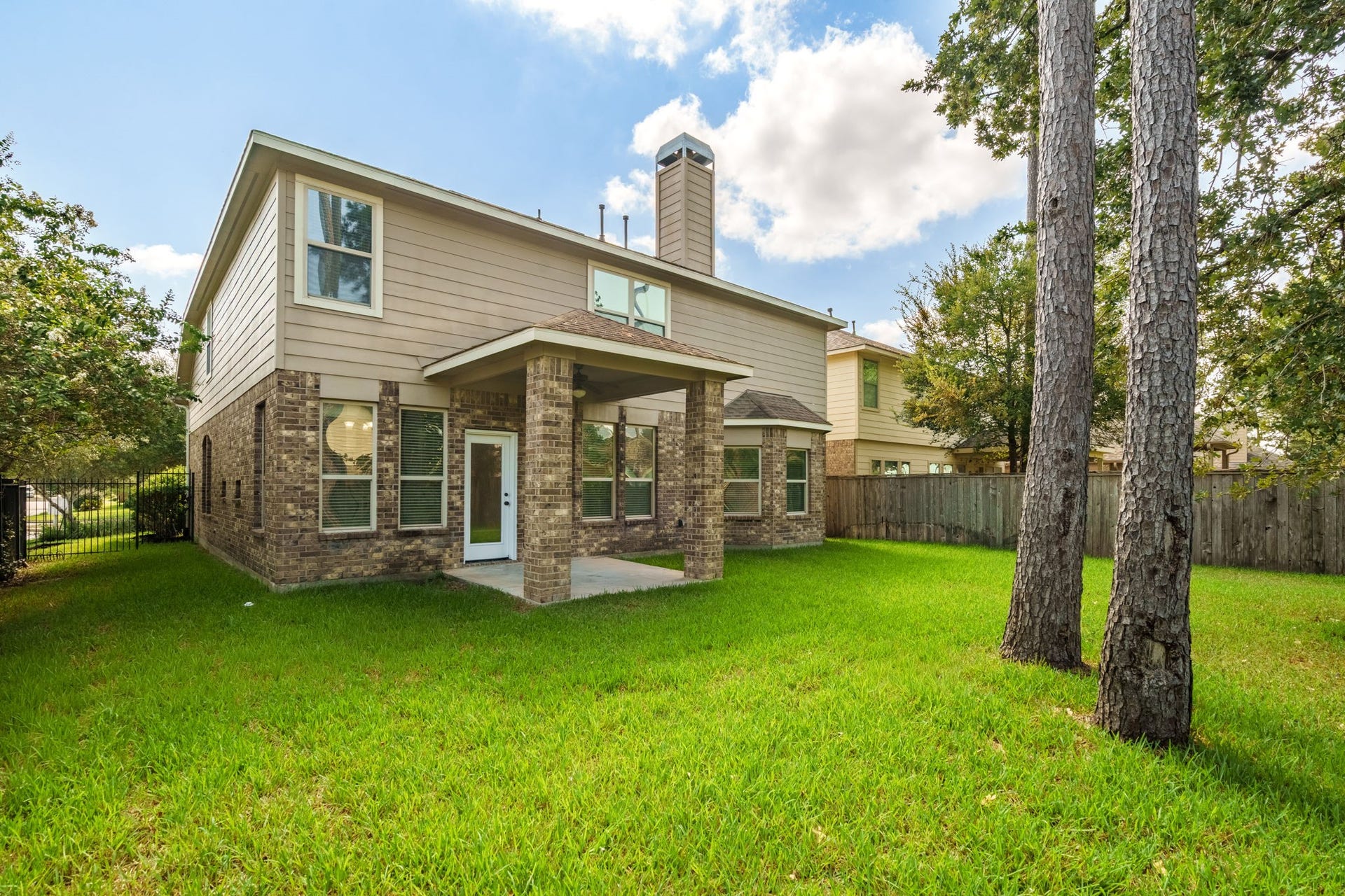 23 Bay Mills Place, Tomball, TX 77389 23 Bay Mills Place, Tomball, TX 77389