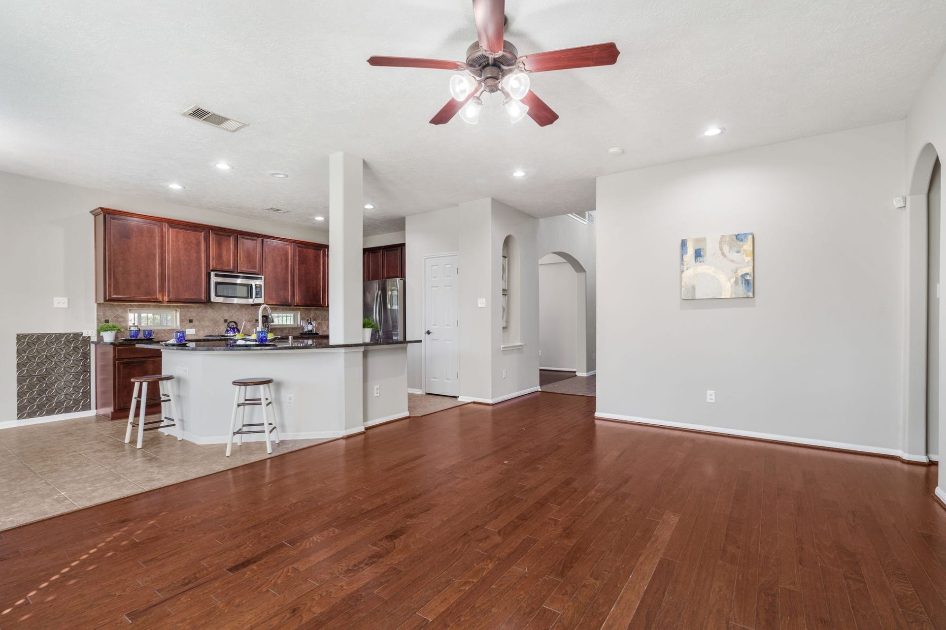 23 Bay Mills Place, Tomball, TX 77389 23 Bay Mills Place, Tomball, TX 77389