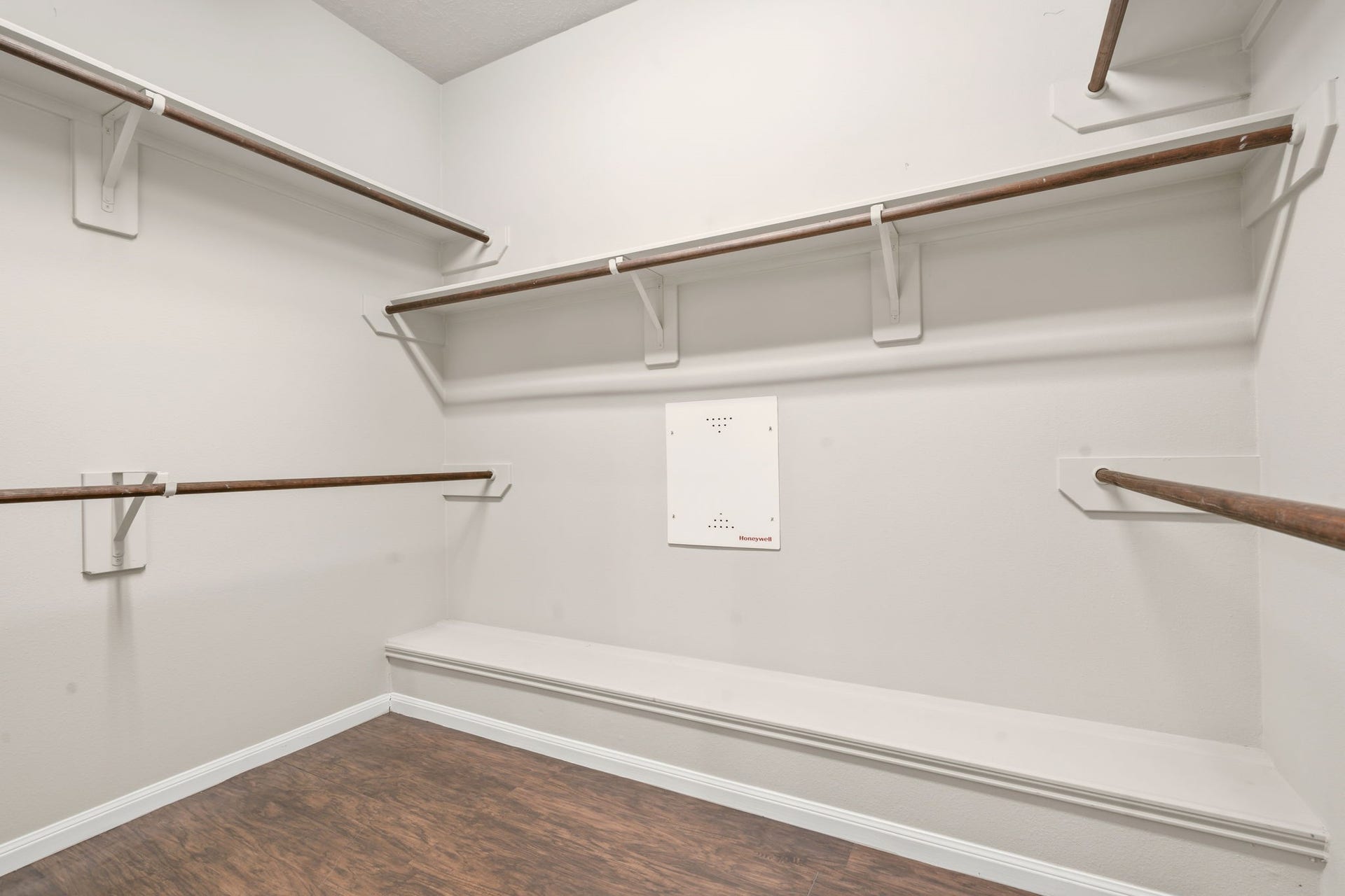 23 Bay Mills Place, Tomball, TX 77389 23 Bay Mills Place, Tomball, TX 77389
