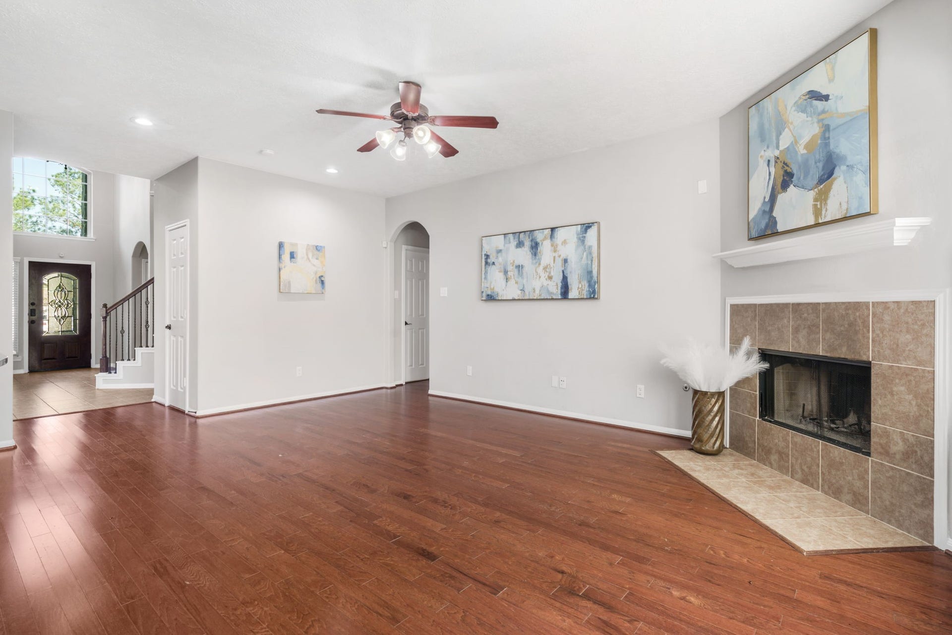 23 Bay Mills Place, Tomball, TX 77389 23 Bay Mills Place, Tomball, TX 77389