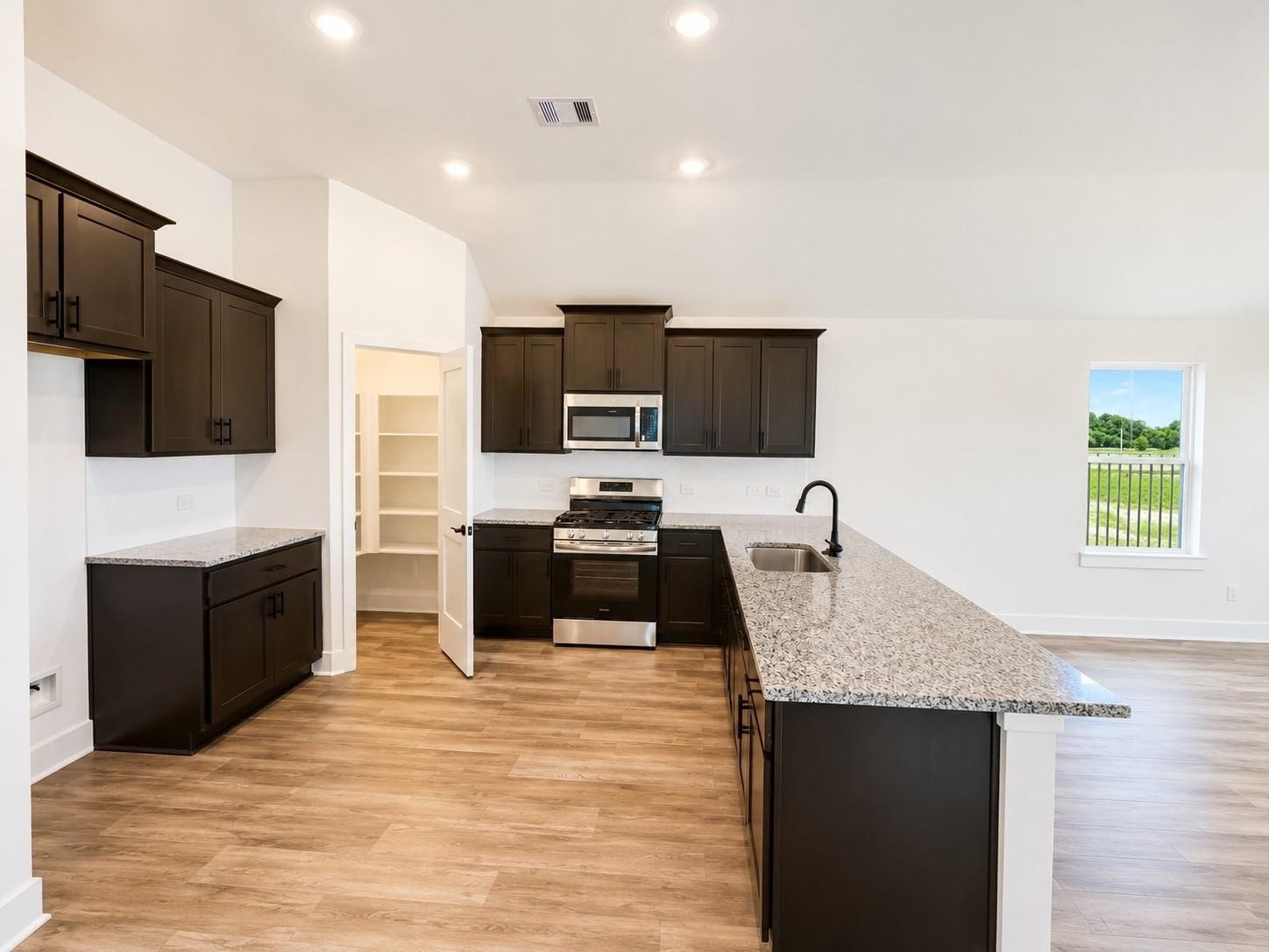 2100 Emerald Lake Trail, Dayton, TX 77535 2100 Emerald Lake Trail, Dayton, TX 77535