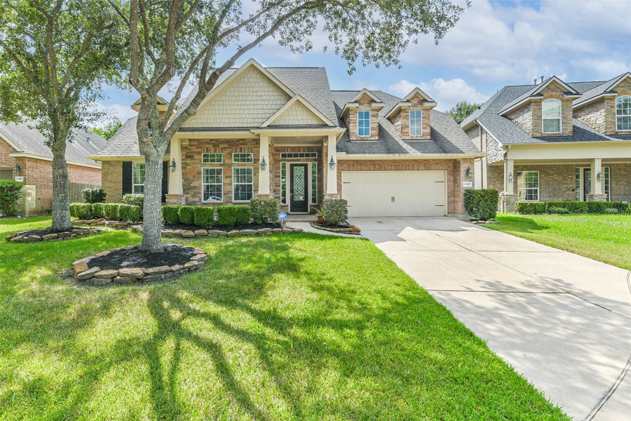 Property photo for 13923 Desert Trace Court, Houston, TX