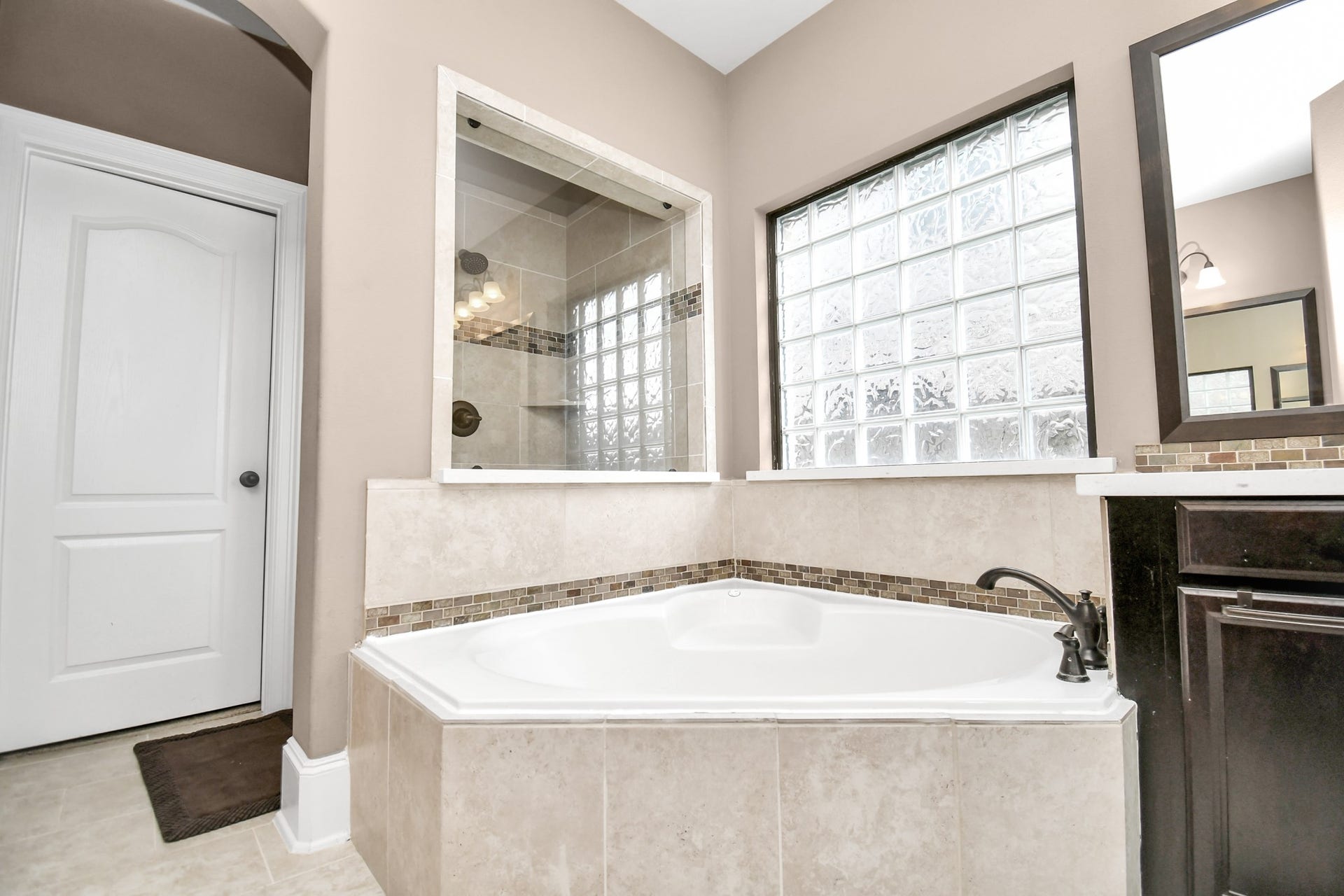 14811 Diane Manor Lane, Humble, TX 77396 14811 Diane Manor Lane, Humble, TX 77396