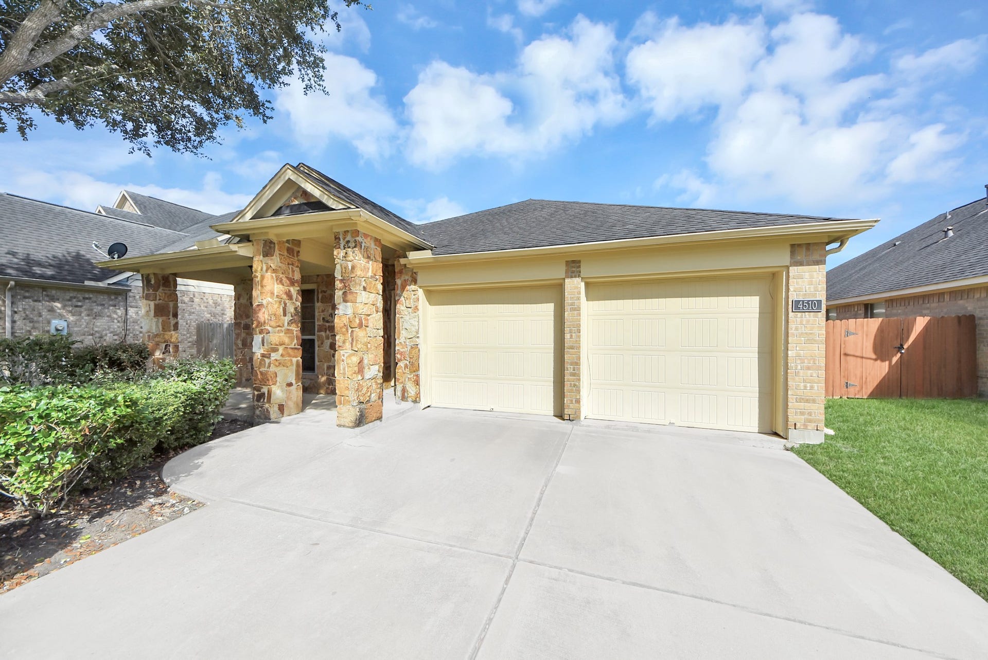 4510 Long Creek Drive, Fresno, TX 77545 4510 Long Creek Drive, Fresno, TX 77545
