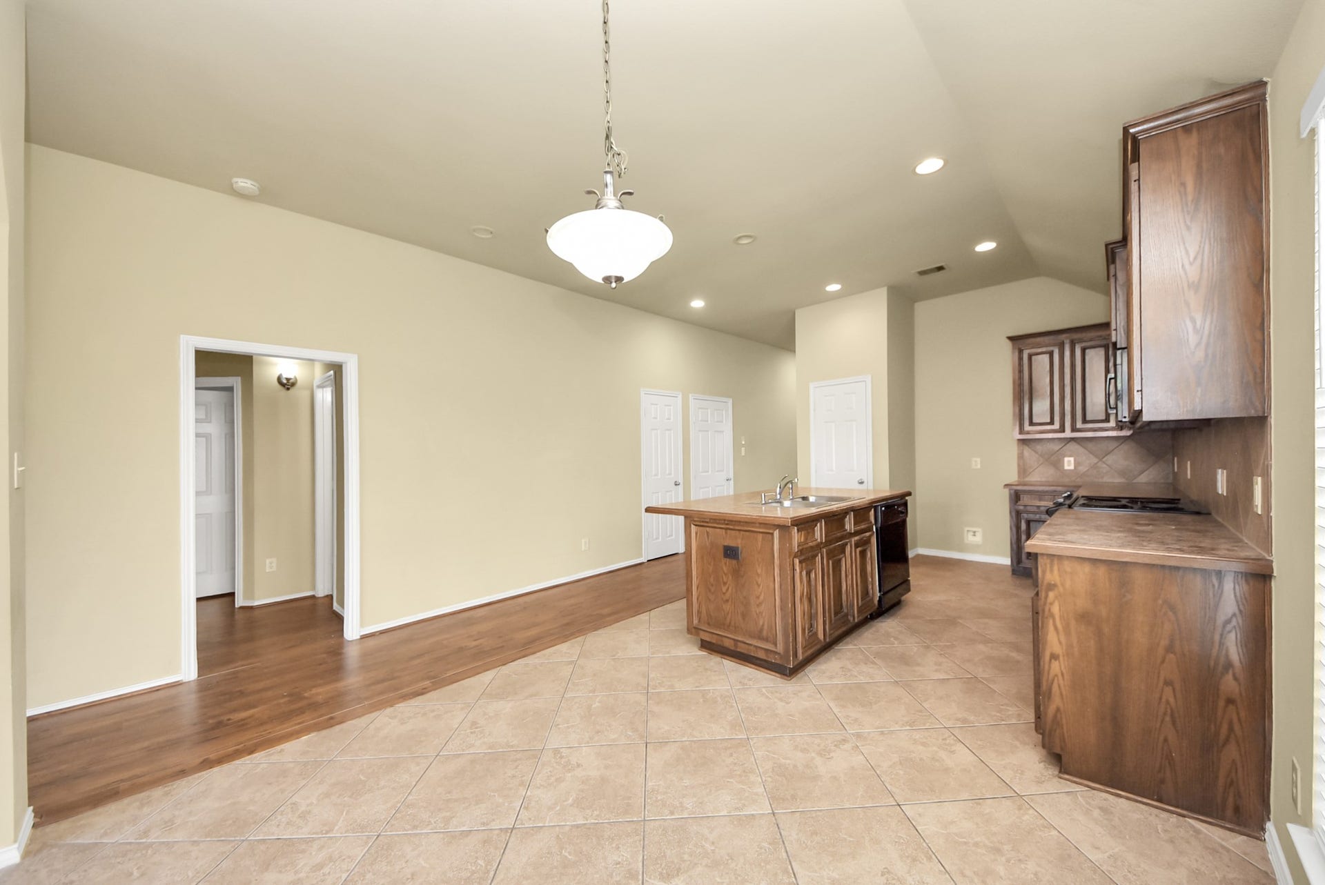 4510 Long Creek Drive, Fresno, TX 77545 4510 Long Creek Drive, Fresno, TX 77545
