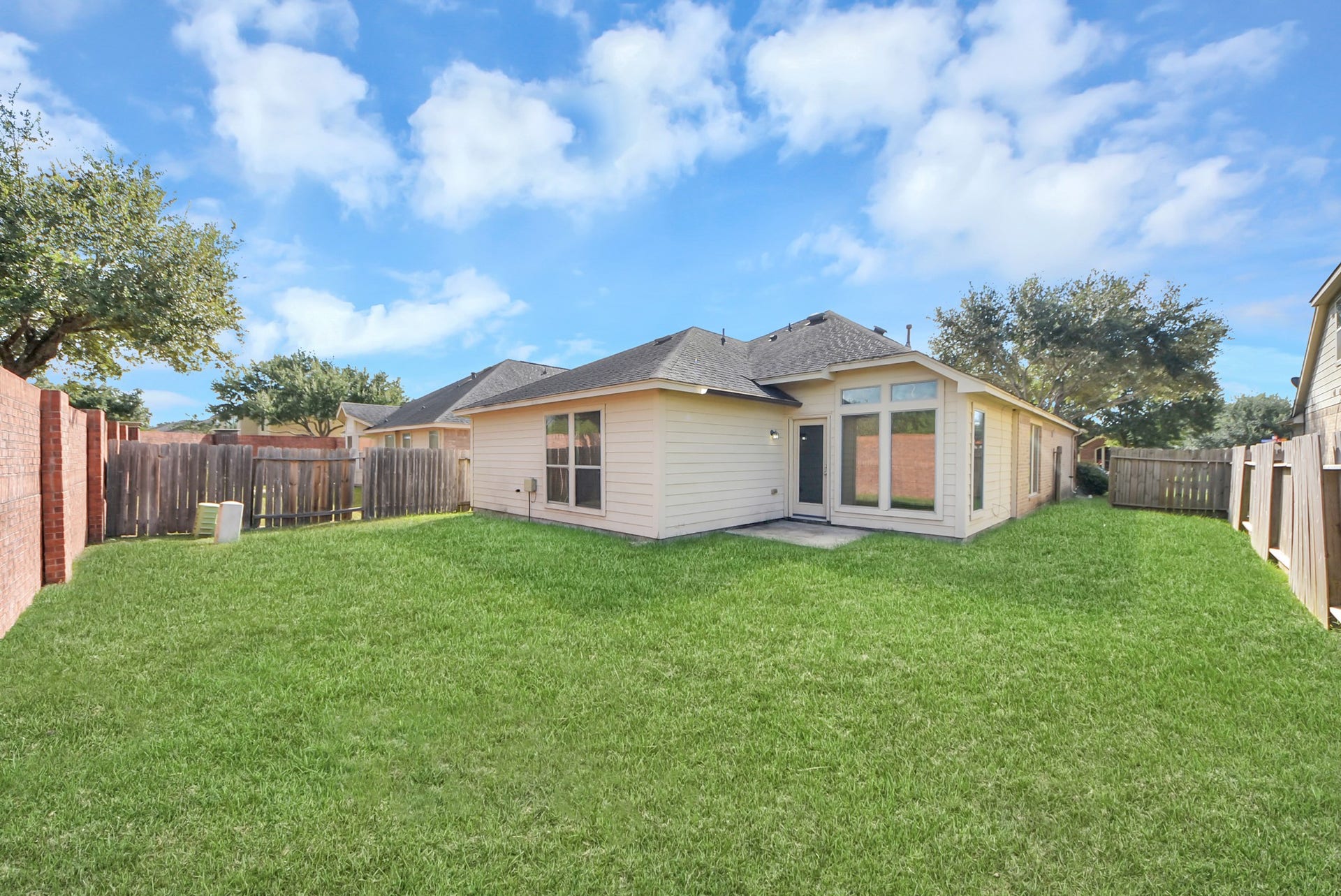 4510 Long Creek Drive, Fresno, TX 77545 4510 Long Creek Drive, Fresno, TX 77545