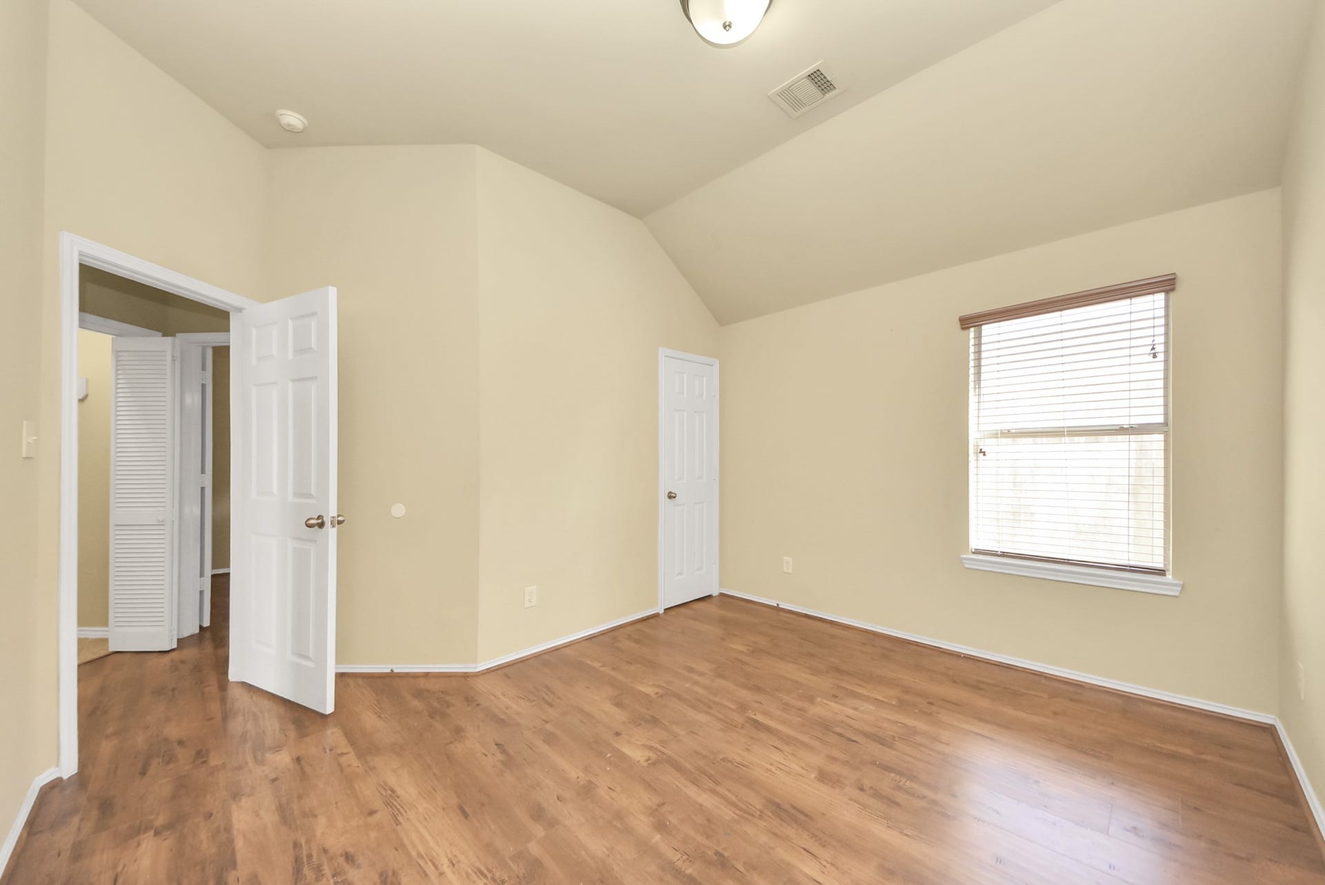 4510 Long Creek Drive, Fresno, TX 77545 4510 Long Creek Drive, Fresno, TX 77545