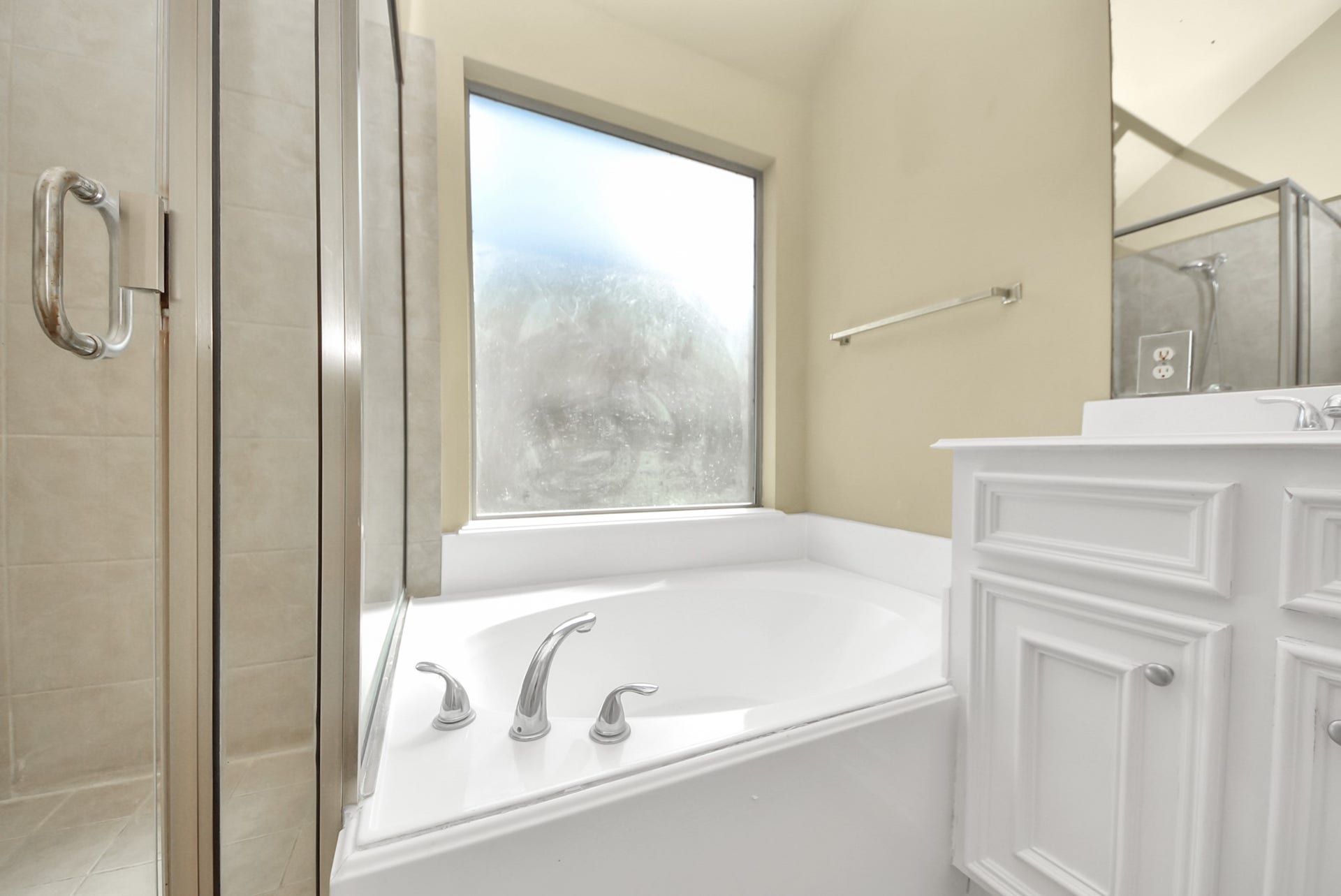 4510 Long Creek Drive, Fresno, TX 77545 4510 Long Creek Drive, Fresno, TX 77545