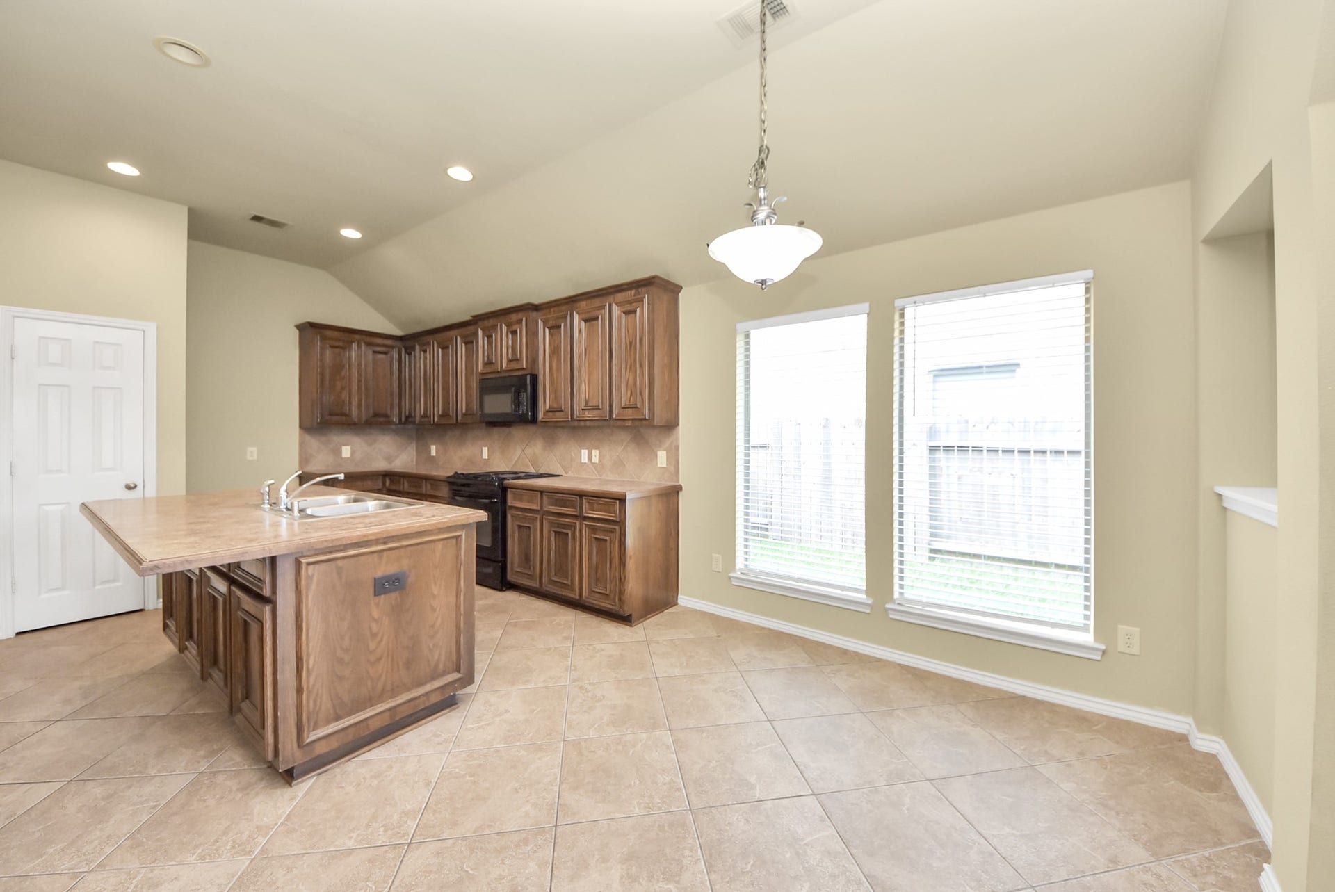 4510 Long Creek Drive, Fresno, TX 77545 4510 Long Creek Drive, Fresno, TX 77545