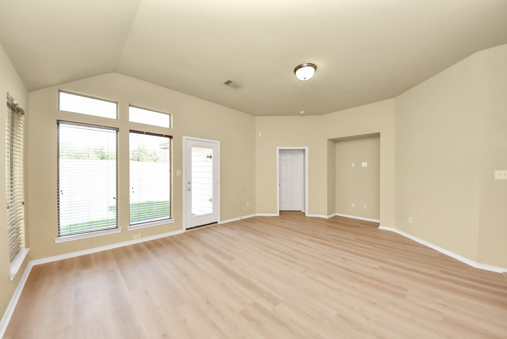 4510 Long Creek Drive, Fresno, TX 77545 4510 Long Creek Drive, Fresno, TX 77545