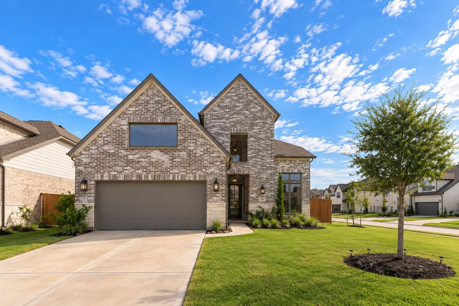 3165 Stingray Cove Drive, Katy, TX 77493 Dont miss the opportunity to make this exceptional Sunterra home yours! Schedule your private tour today and experience everything 3165 Stingray Cove Drive has to offer!