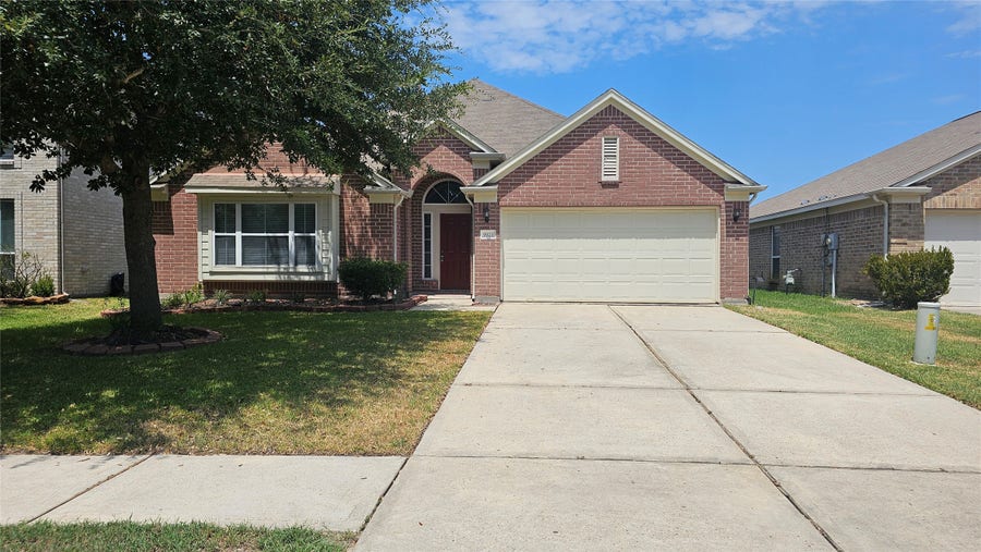 Property photo for 9923 Yearling Place, Conroe, TX