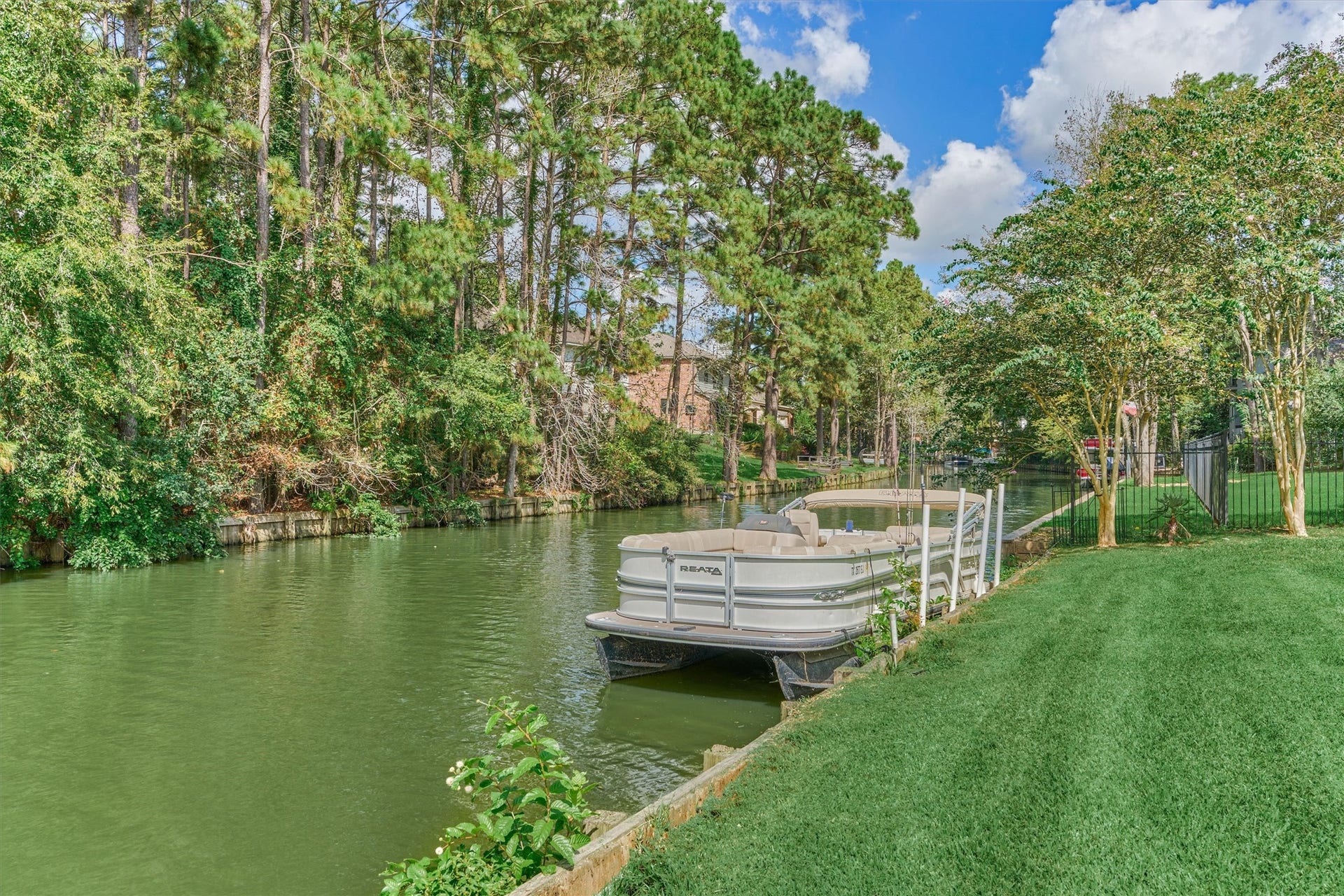 8710 Cross Country Drive, Humble, TX 77346 8710 Cross Country Drive, Humble, TX 77346