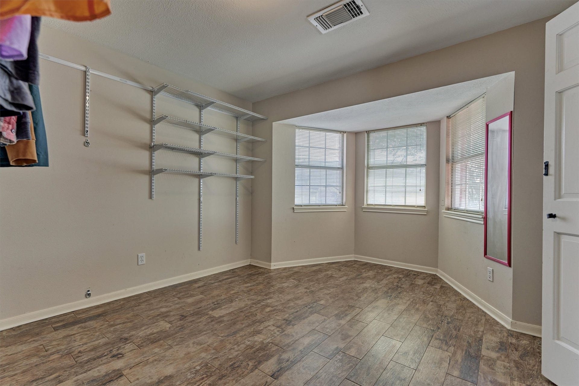 8710 Cross Country Drive, Humble, TX 77346 8710 Cross Country Drive, Humble, TX 77346